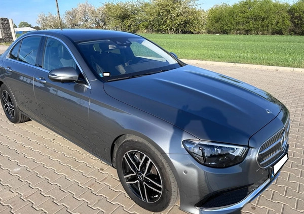 Mercedes-Benz Klasa E cena 179900 przebieg: 55000, rok produkcji 2021 z Łuków małe 742